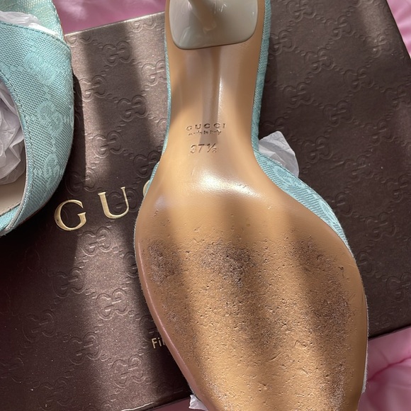 Authentic GUCCI kitten heels, 71/2 - Picture 9 of 11